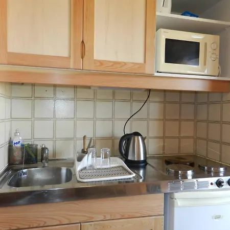 Appartamento Bormes-les-mimosas, 1 Piece, 4 Personnes - Fr-1-713-107 *